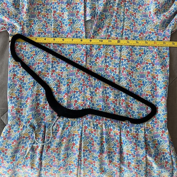 Tuckernuck Liberty Of London Floral Printed Silk De Chine Pullover Pleated Dress - Picture 11 of 12